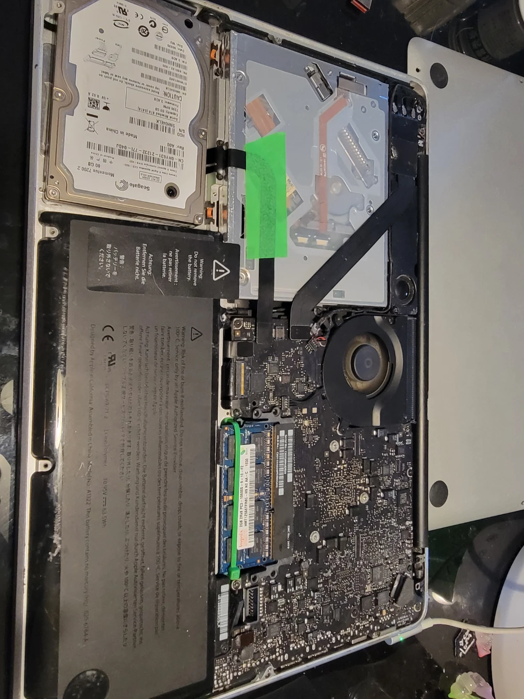 Apple MacBook Pro 13" 2011 for parts/repair - photo 3