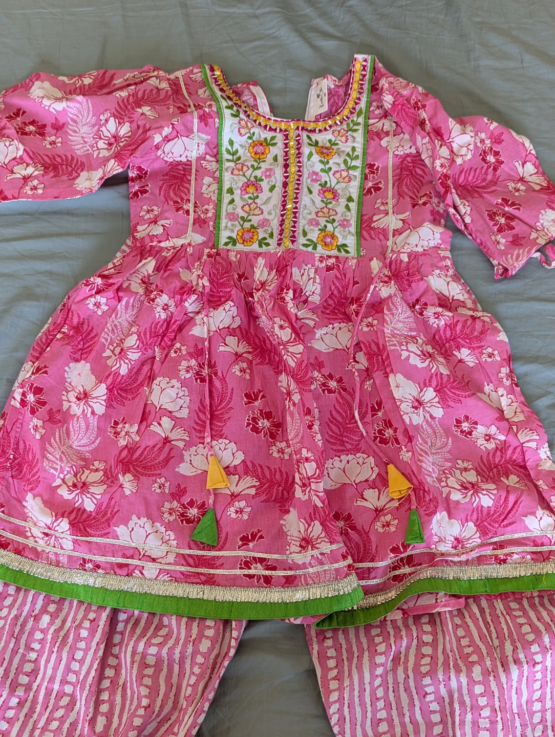 Pink Floral Kurta and Pants Set - photo 2