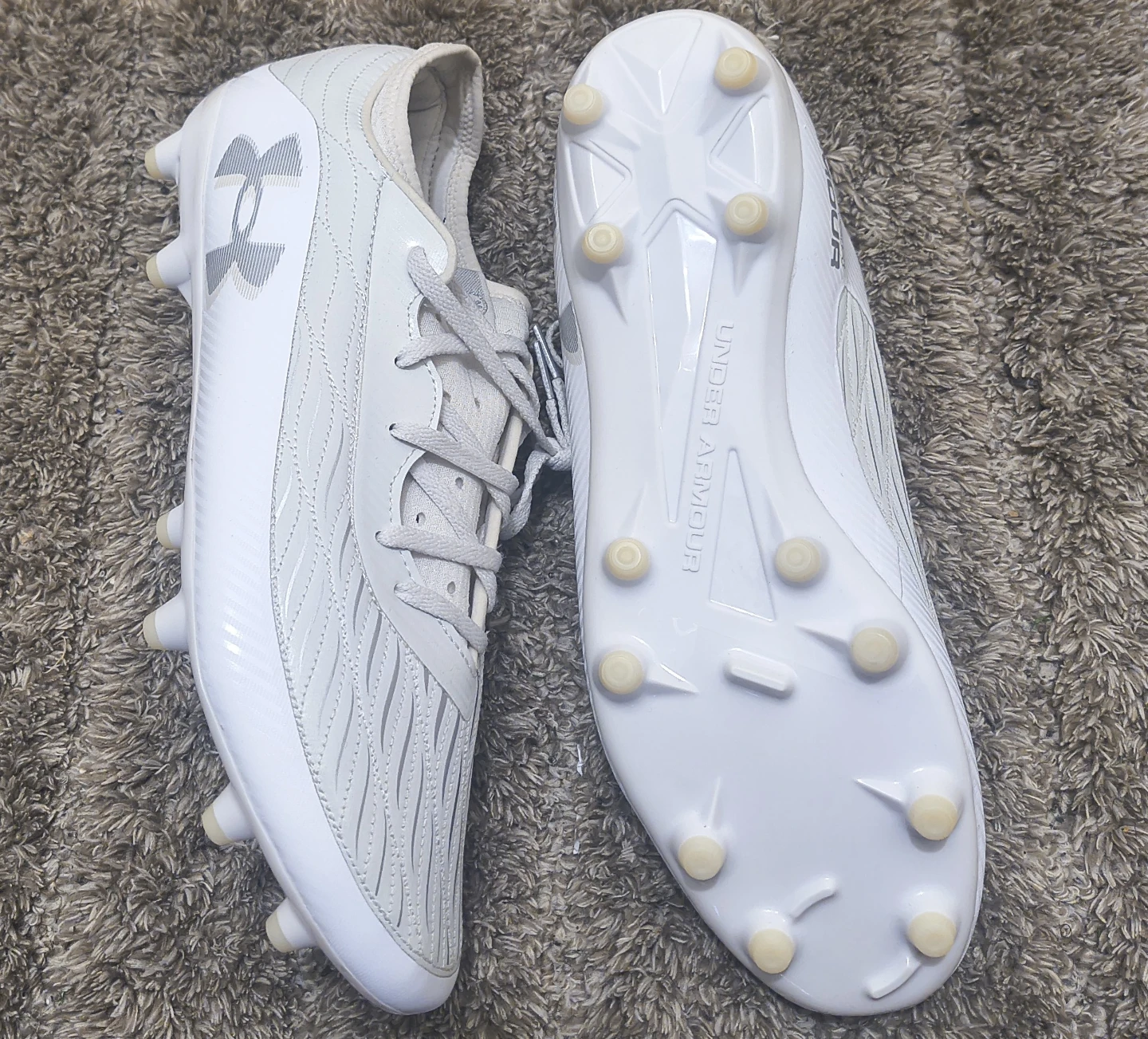 Under Armour White Soccer Cleats - photo 2