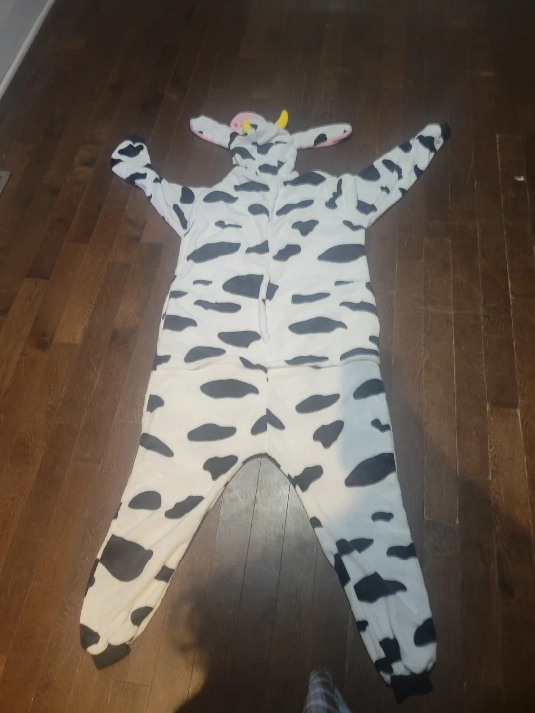 BRAND NEW COW ONESIE - photo 3