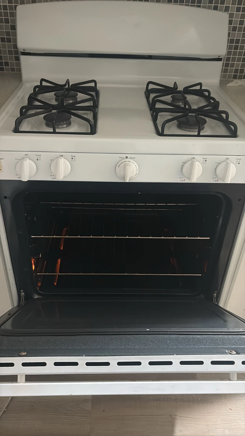 GE 30in White Gas Range Stove - photo 2