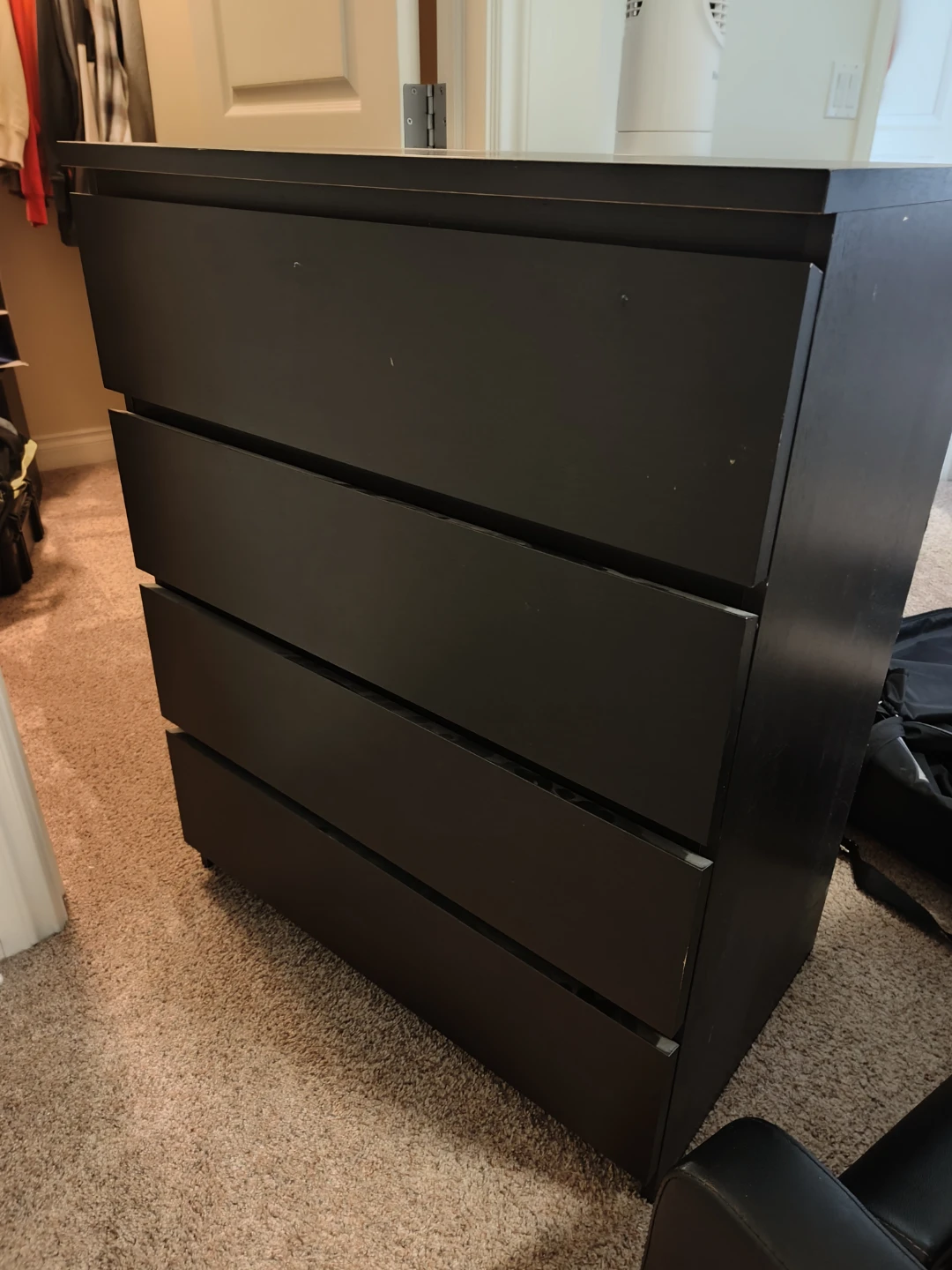 Black 4-Drawer Dresser
