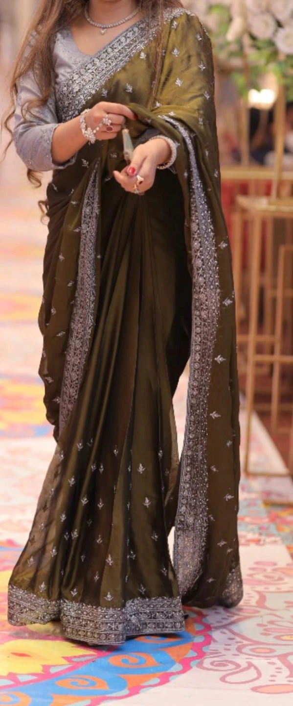 Assorted Traditional South Asian Attire - photo 4