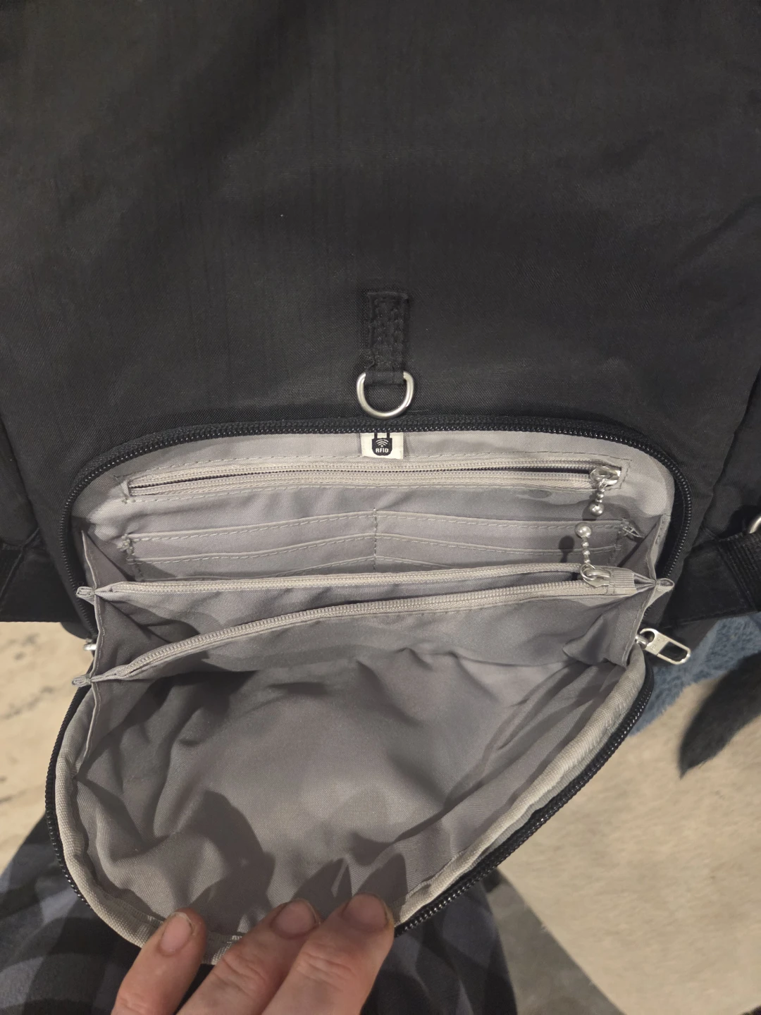 Baggallini Securtex® Classic Anti-Theft Vacation Backpack - photo 5