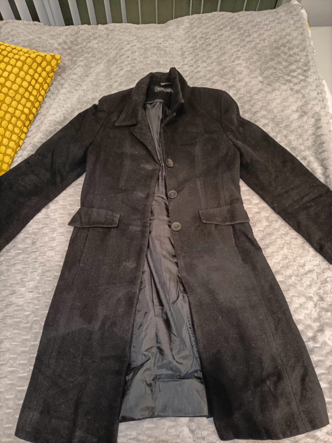 Koru Style Black Coat