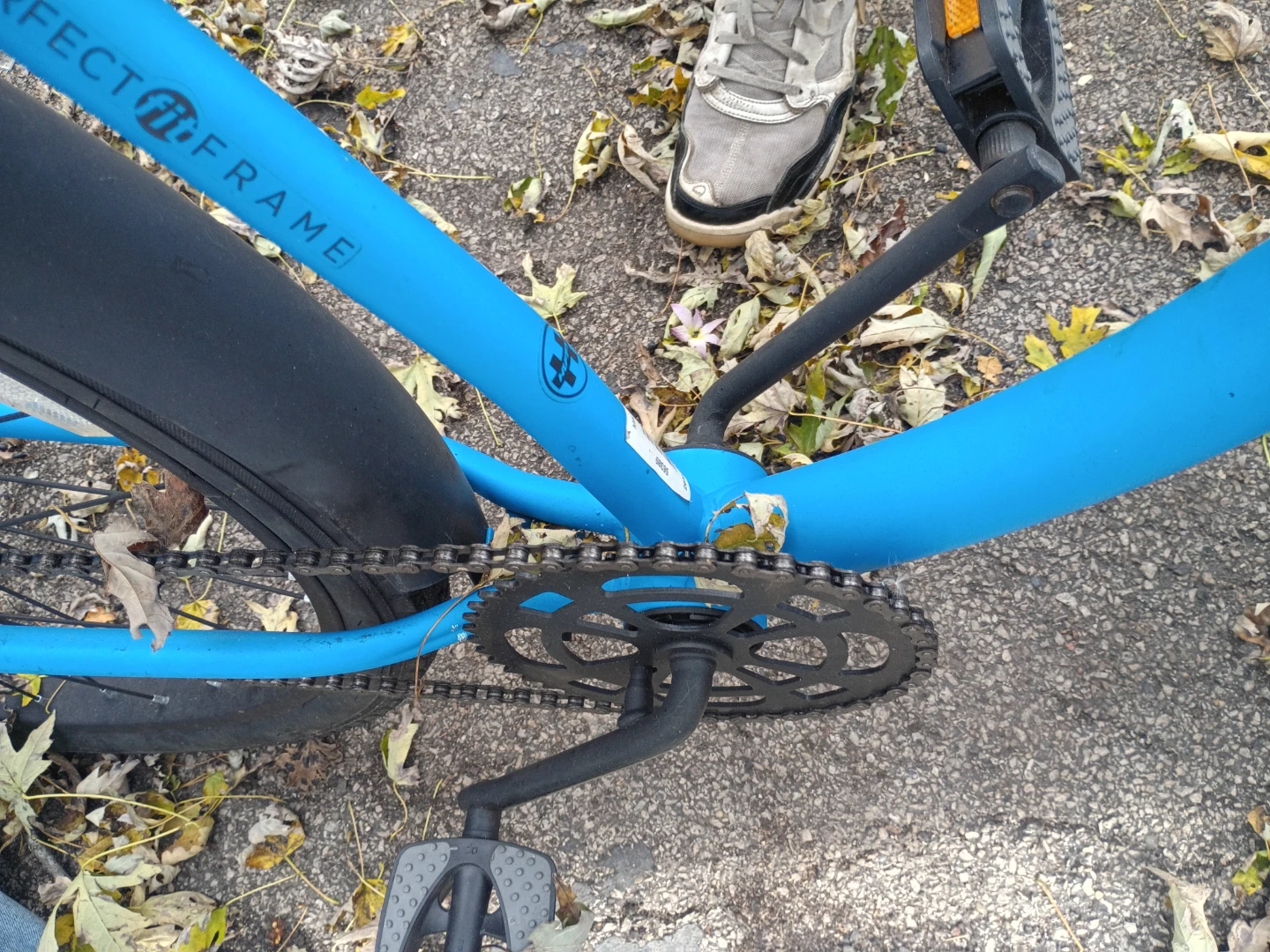 Huffy Cranbrook Cruiser Bike - photo 2