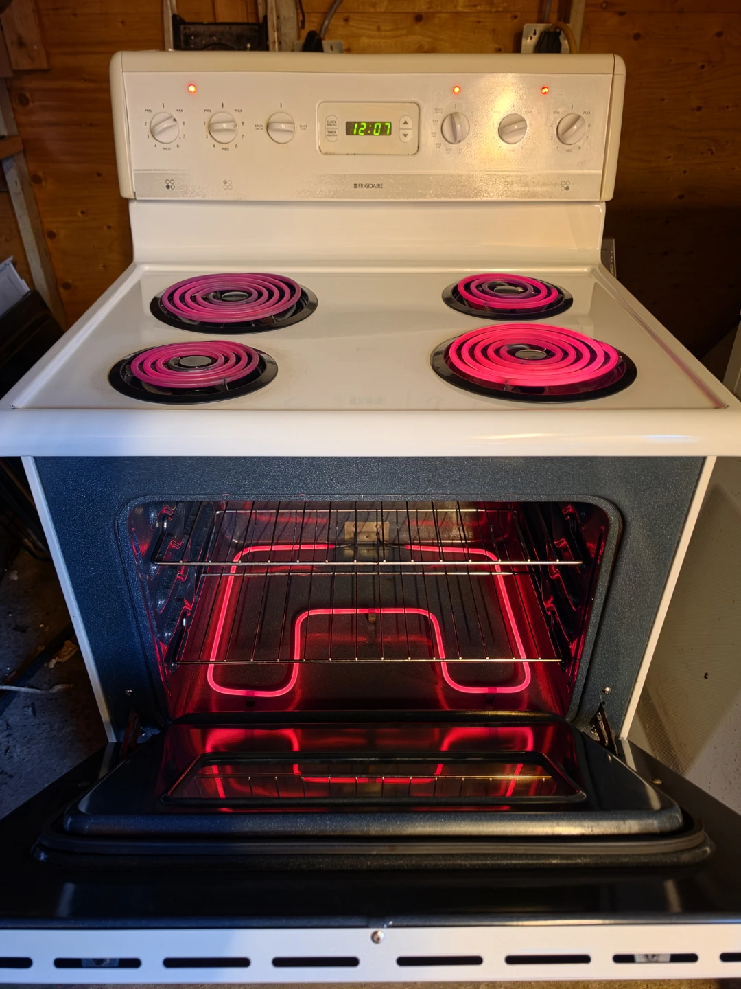 Delivery Available - Frigidaire 30" White Electric Range
