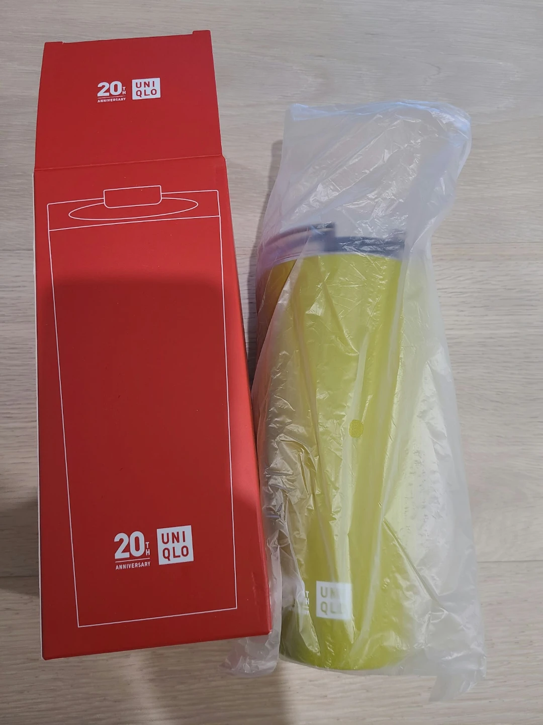 BNIB New Uniqlo Stainless Steel Tumbler - photo 2