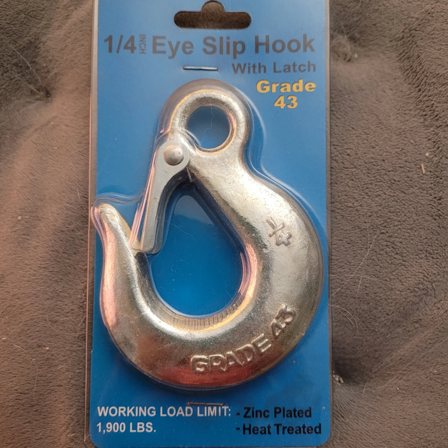 Brand New 1/4 Inch Grade 43 Eye Slip Hook with Latch
