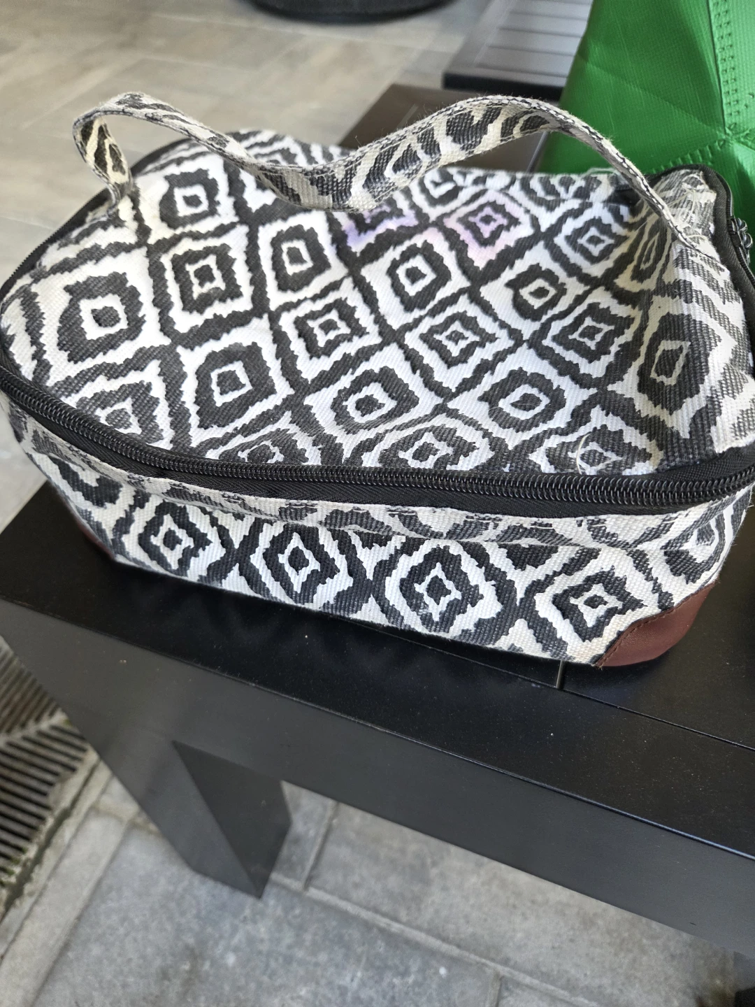 Geometric Pattern Toiletry Bag