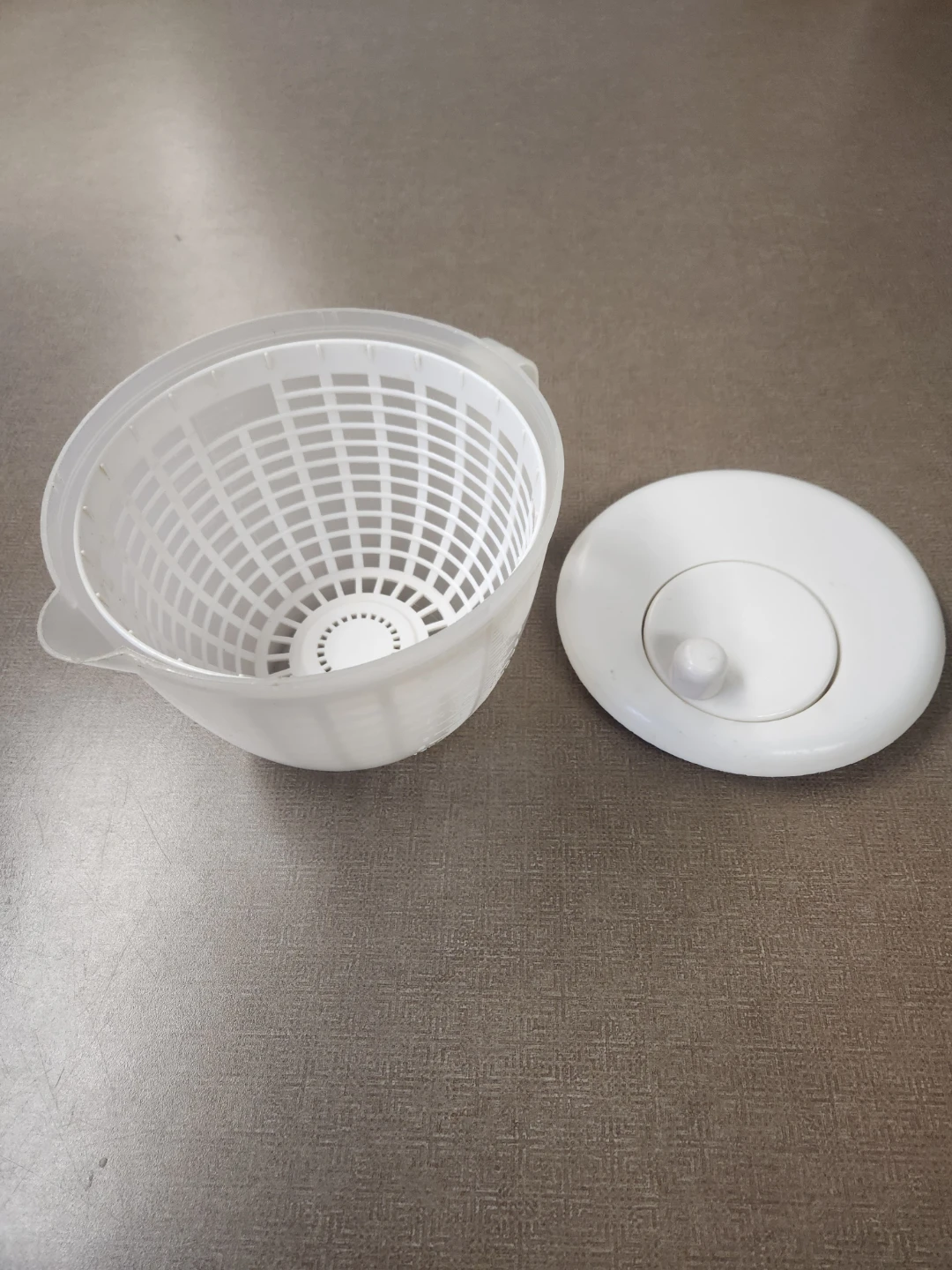 Manual Salad Spinner