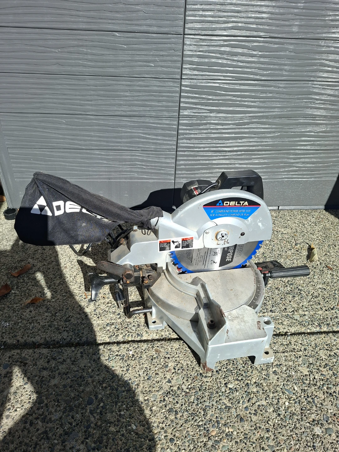 Delta 10 inch Compound Power Miter Saw