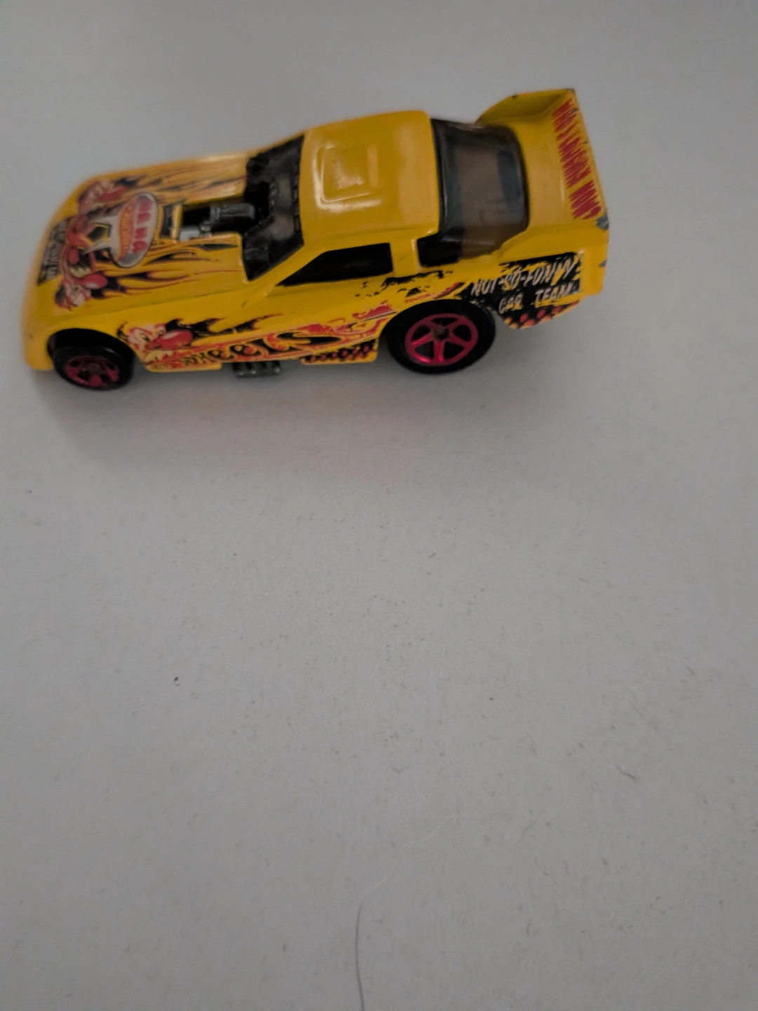 Hot Wheels Yellow Race Car - photo 4