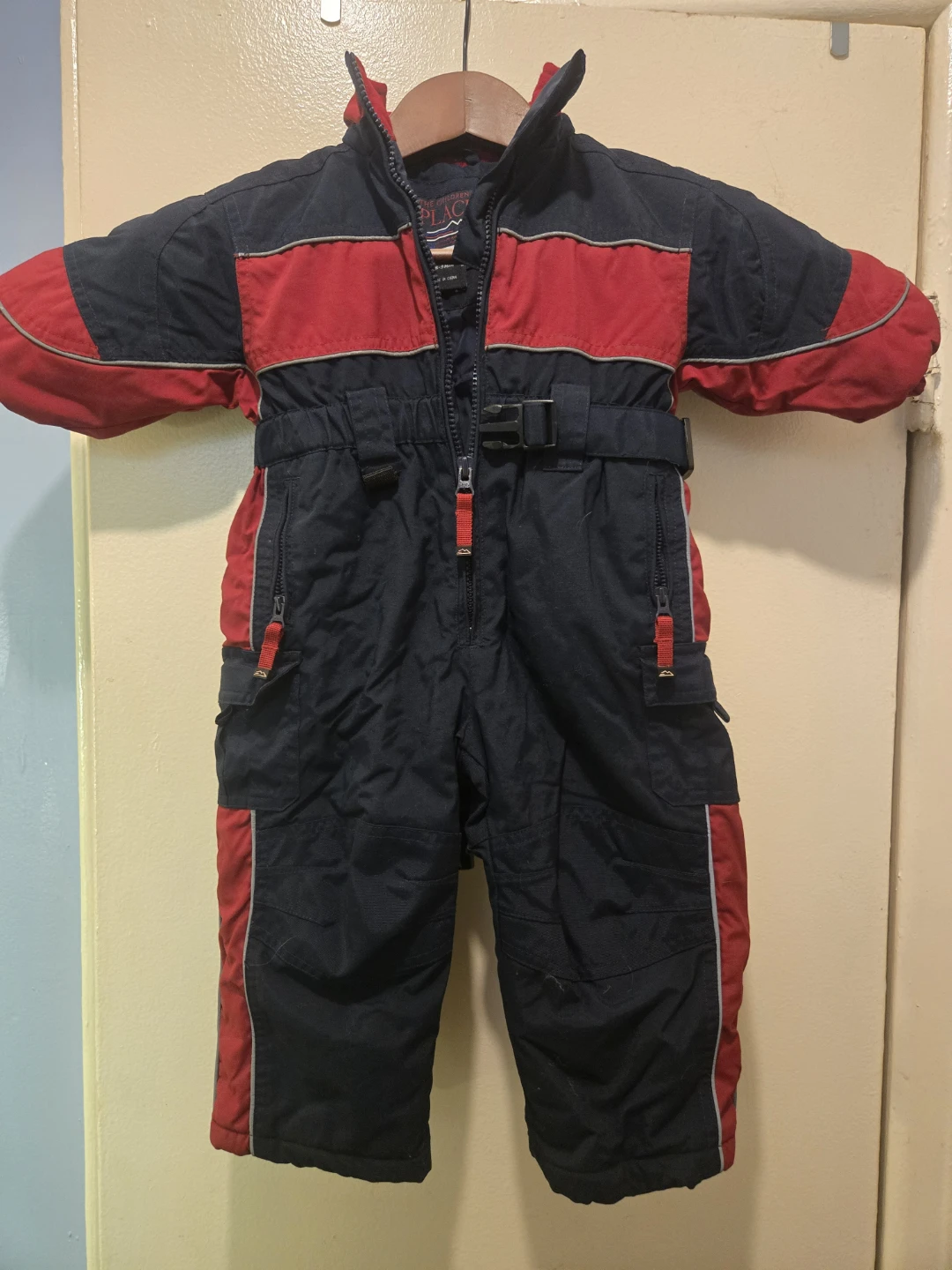 Snowsuit 6-9 Months