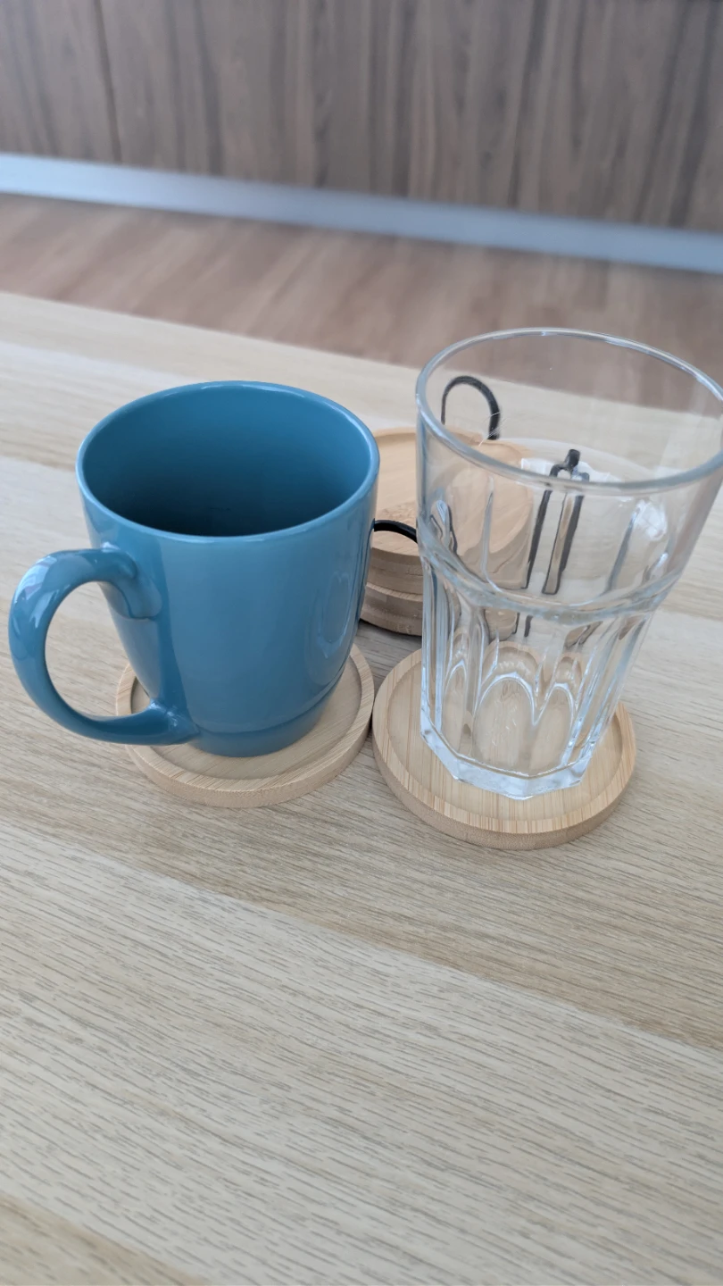 Set of 6 Round Bamboo Coasters with Metal Stand - photo 3