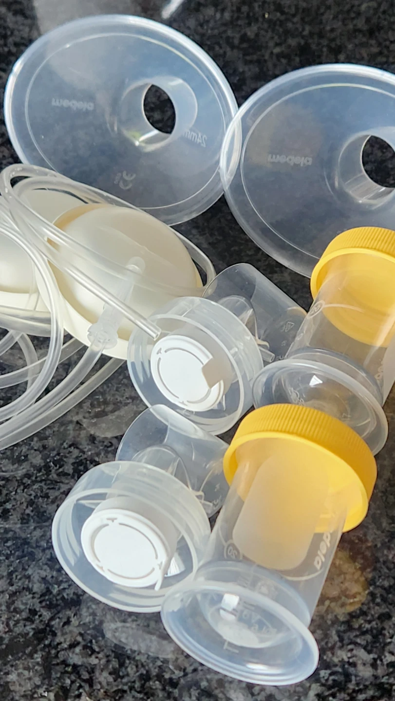 Medela Symphony Breast Pump Kit 24mm - photo 2