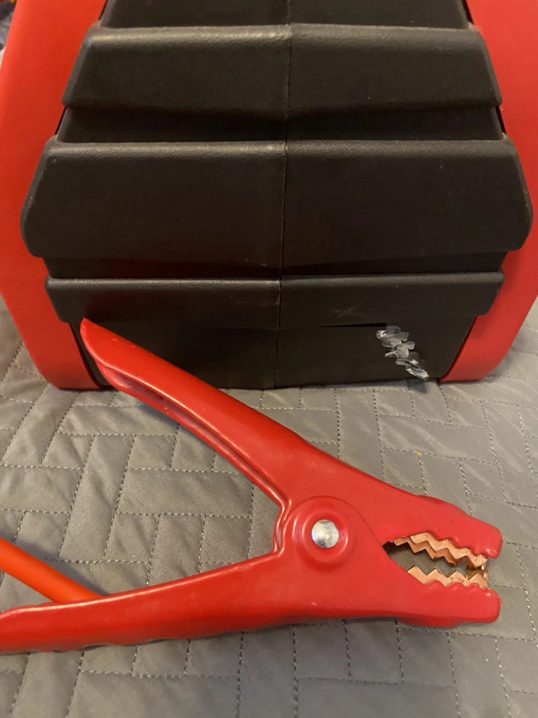 EverStart 500A Jump Starter - photo 5
