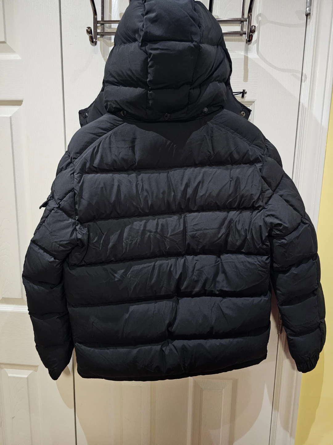 Moncler jacket black - photo 2