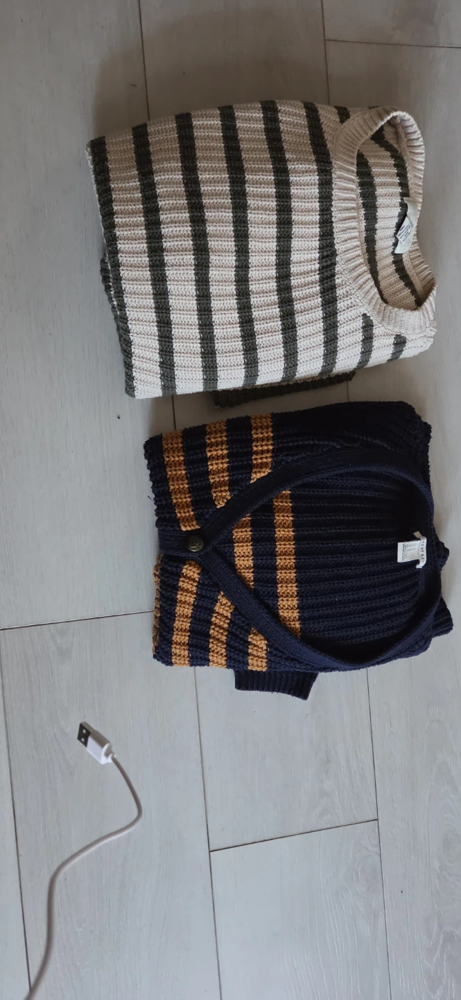 Forever 21 Striped Sweater and Cardigan Set - photo 4