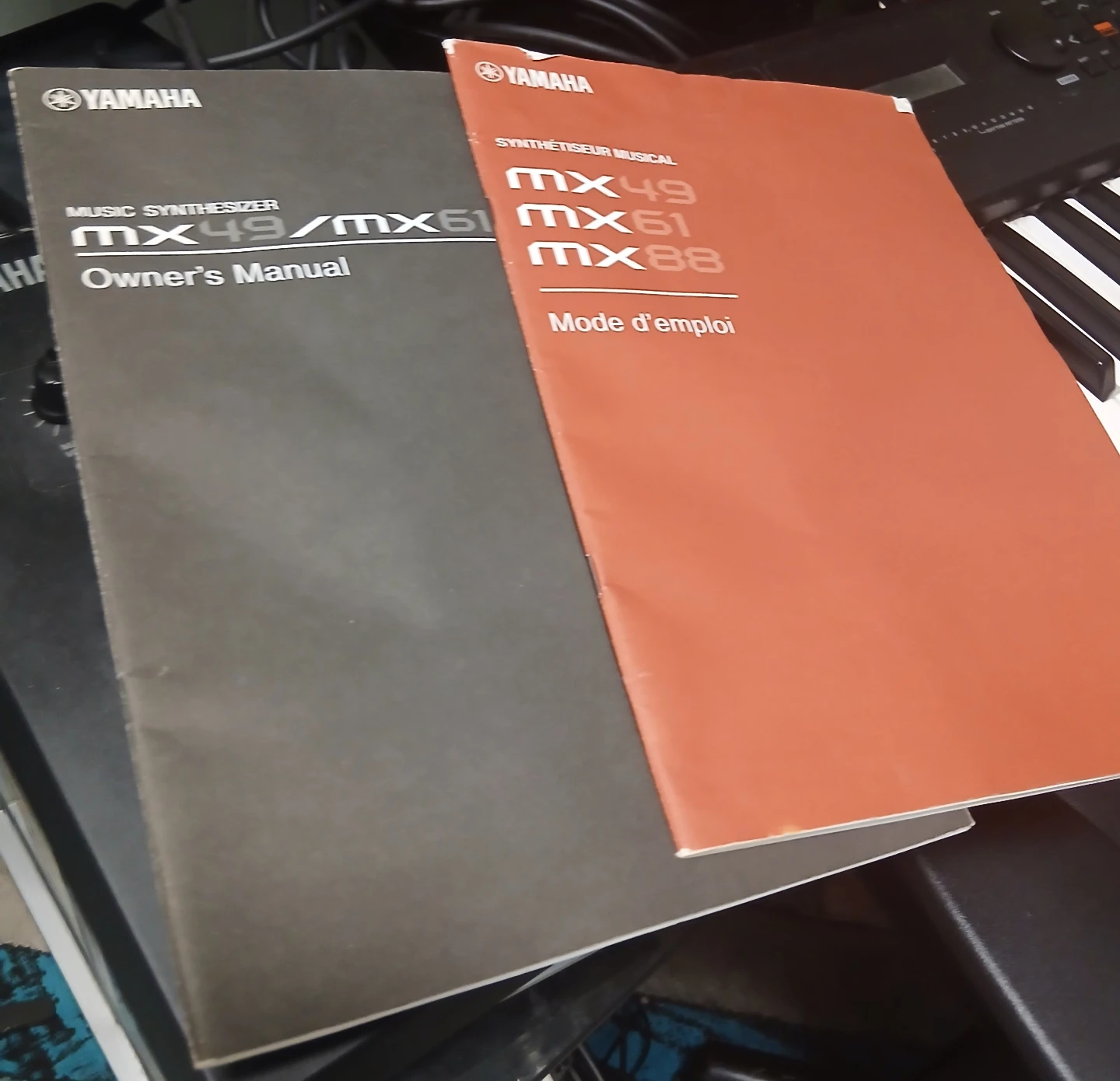 Keyboard Yamaha MX49 Music Synthesizer - photo 3