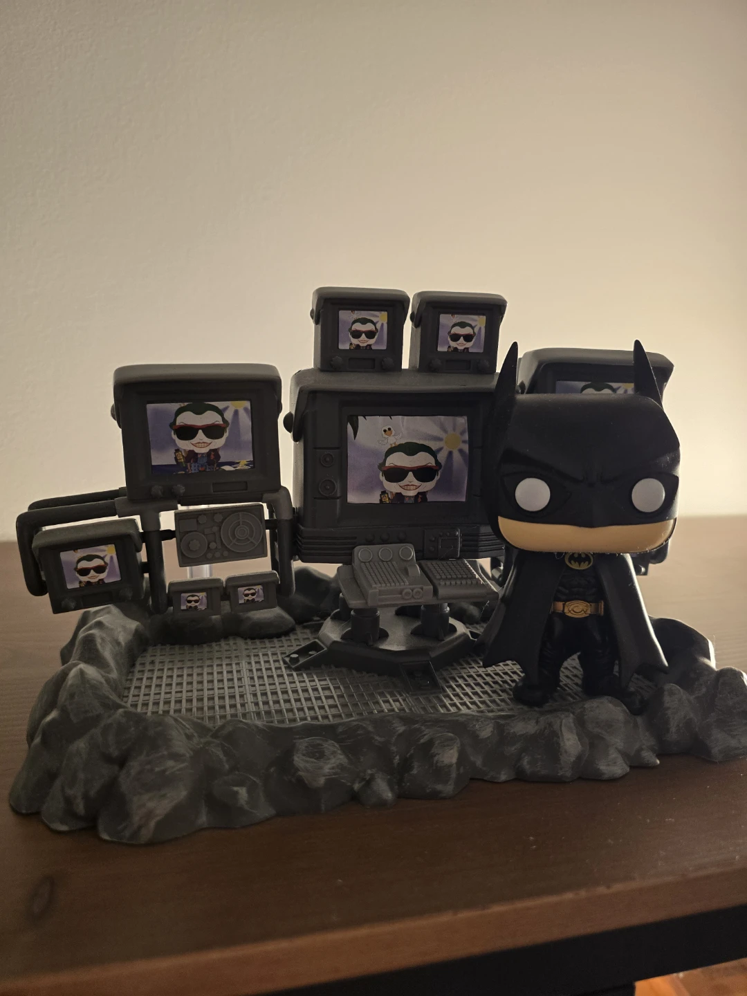 Funko Pop Town Batman with Batcomputer