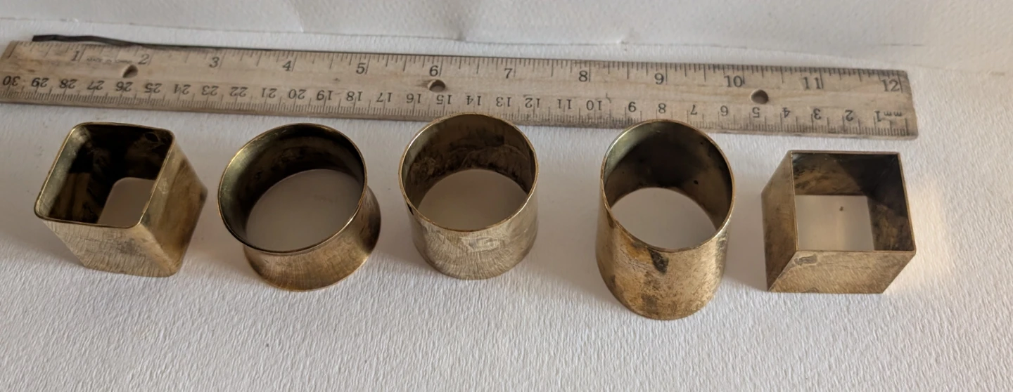 5 Vintage Brass Napkin Rings - photo 2