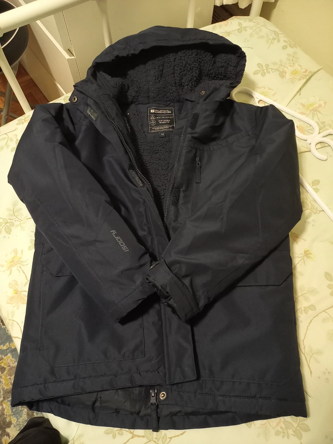 Girl's Winter Jacket - photo 3