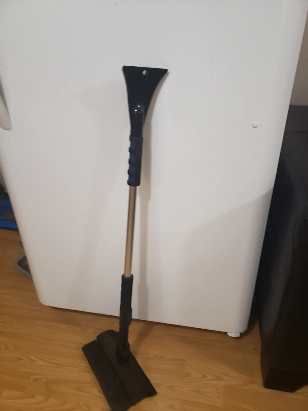 Certified Telescopic Snowbrush with Pivoting Head - photo 3