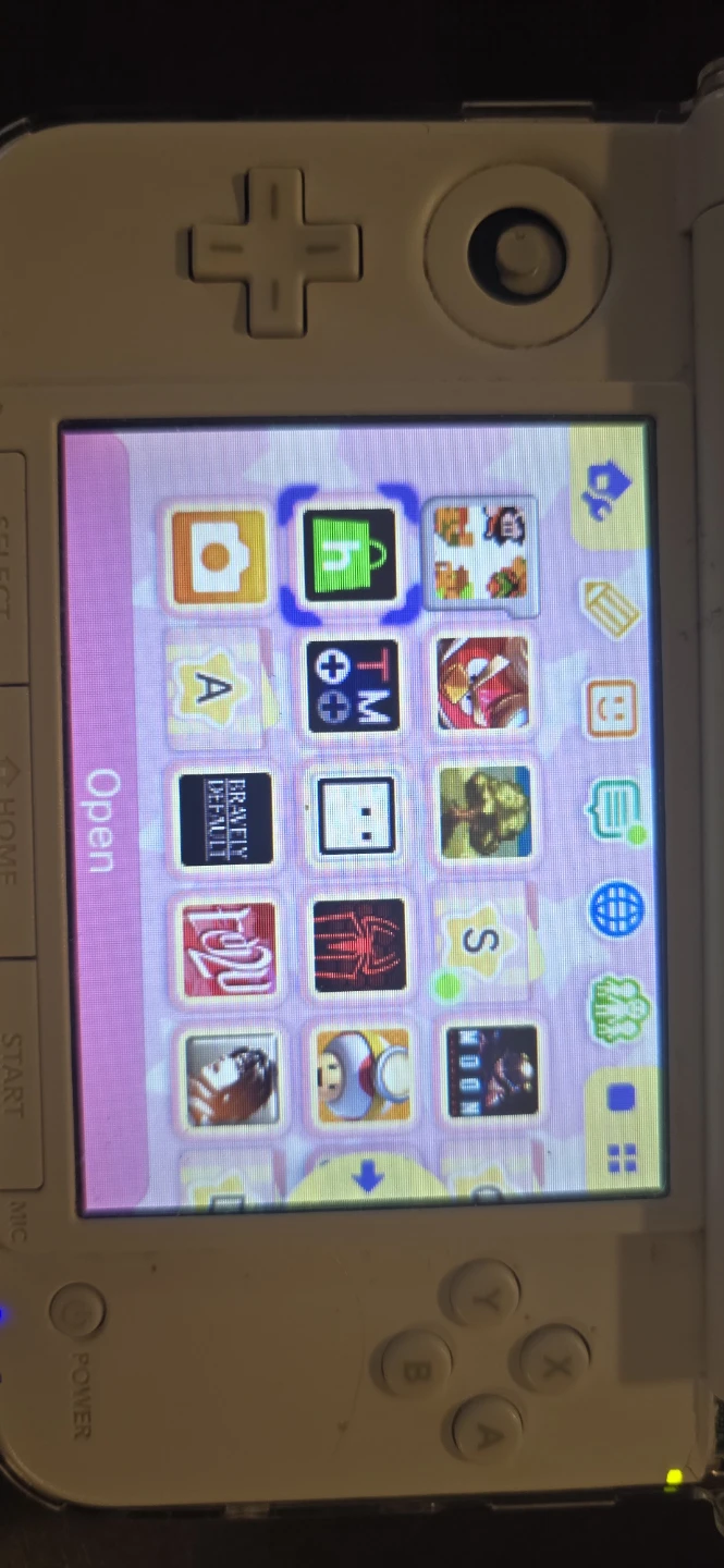 Nintendo 3DS XL Pink – Fully Working - photo 4