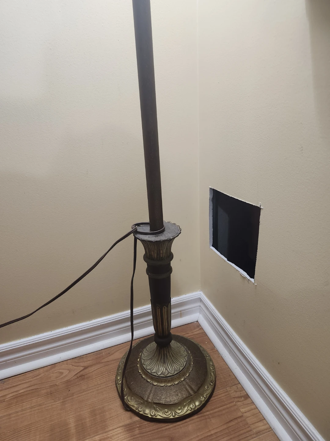 Vintage Style Floor Lamp with Grey Shade - photo 4