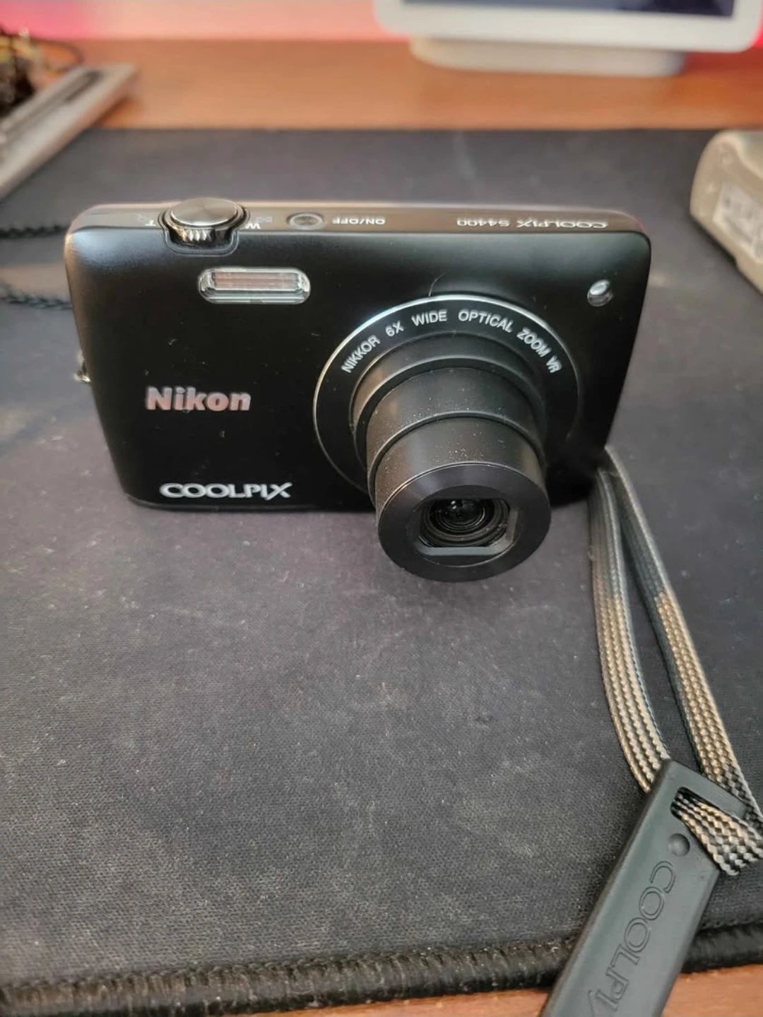 Nikon Coolpix S4400 Digital Camera