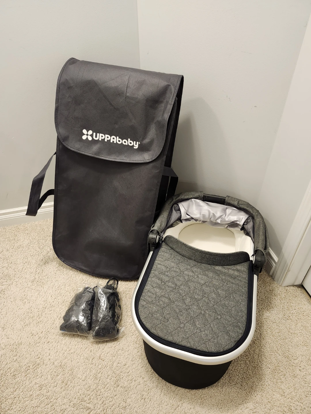 Portable Baby Bassinet set - Uppa Baby