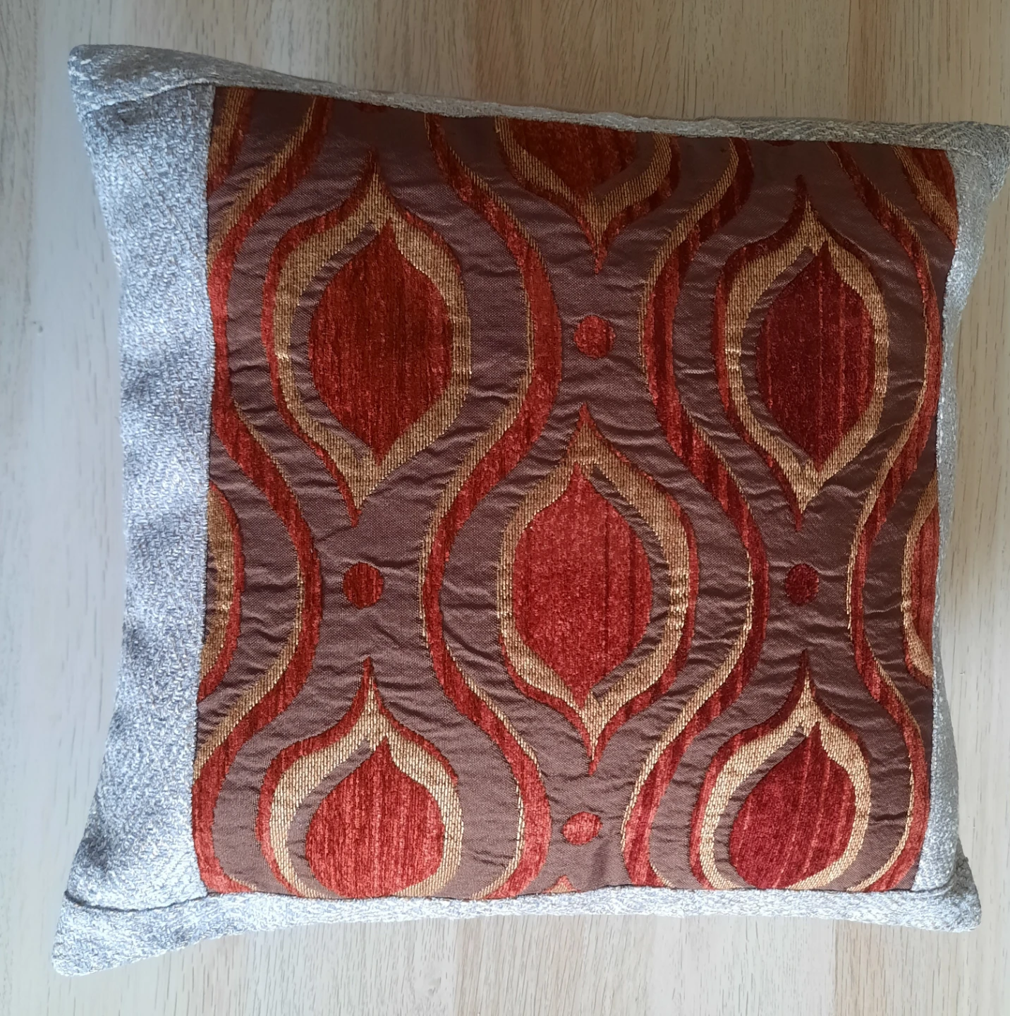 New, Decorative throw pillow with geometric pattern