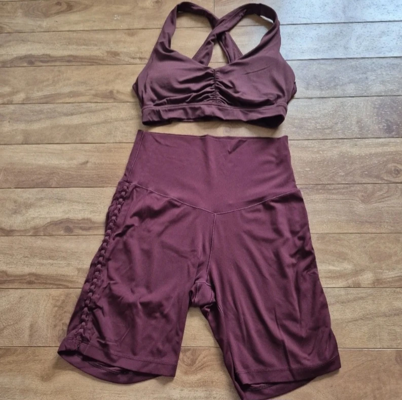 Offline by Aerie matching burgundy workout set - photo 2