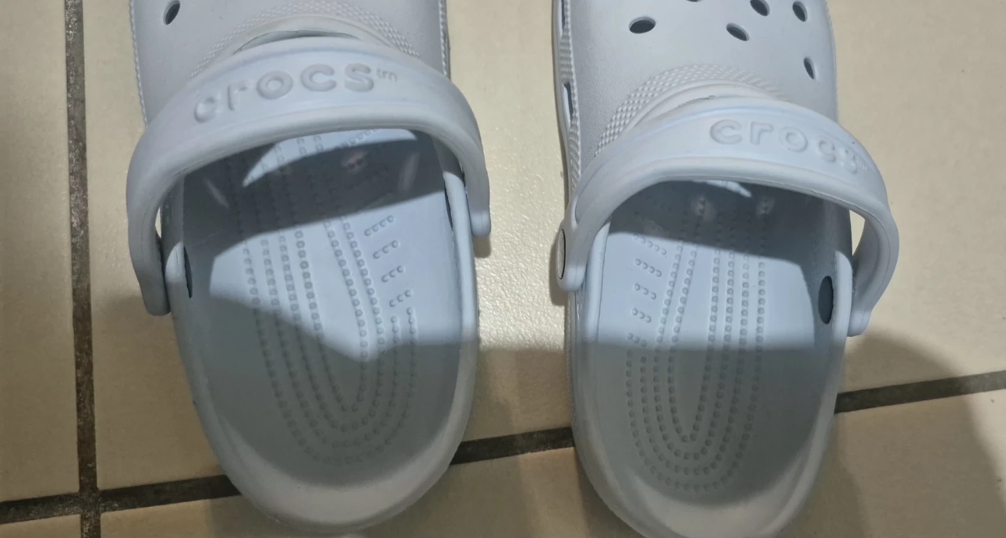 Crocs Unisex-Adult Classic Frosted Clog - photo 4