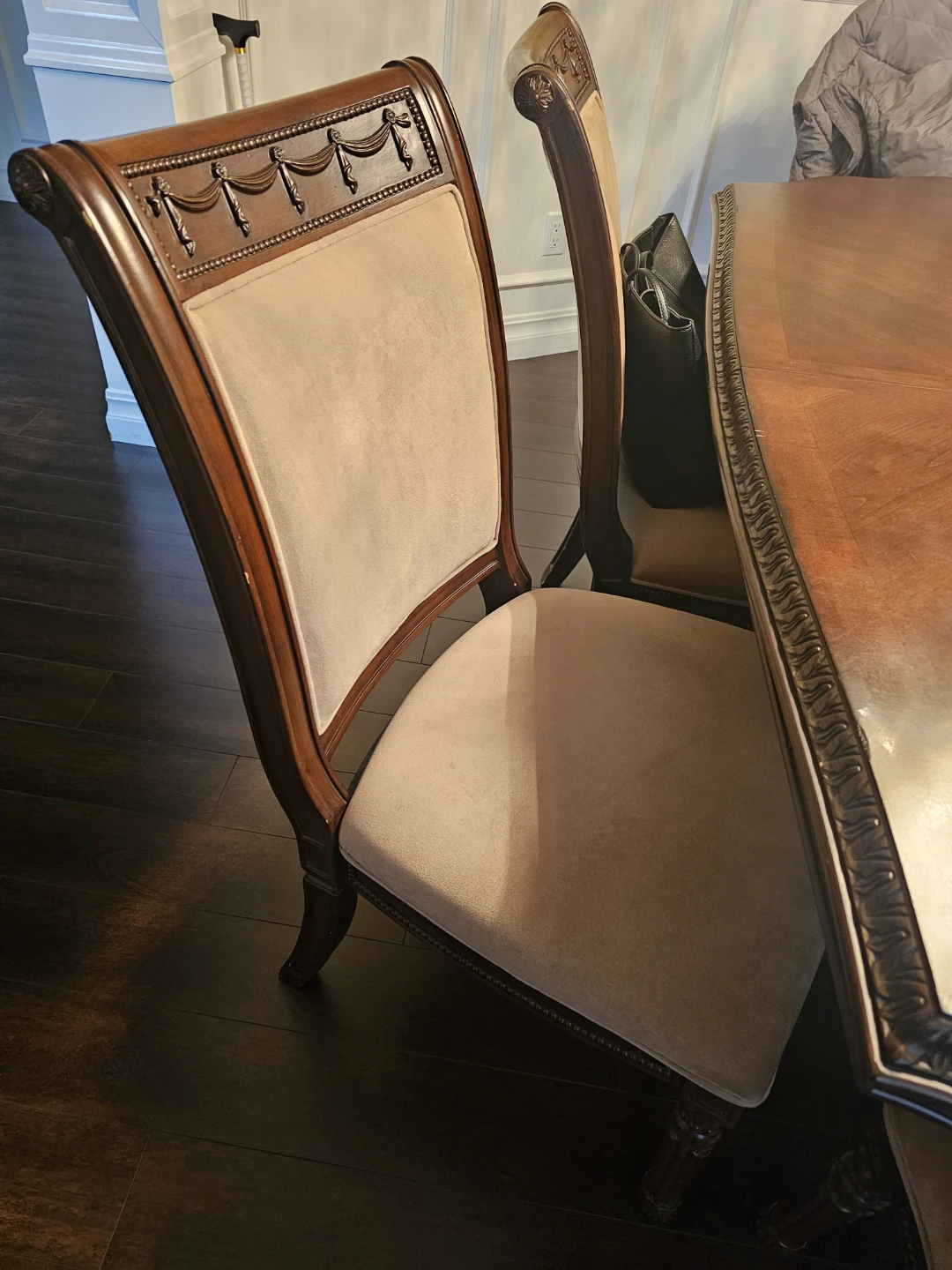 Traditional Dining Room Chairs - photo 3