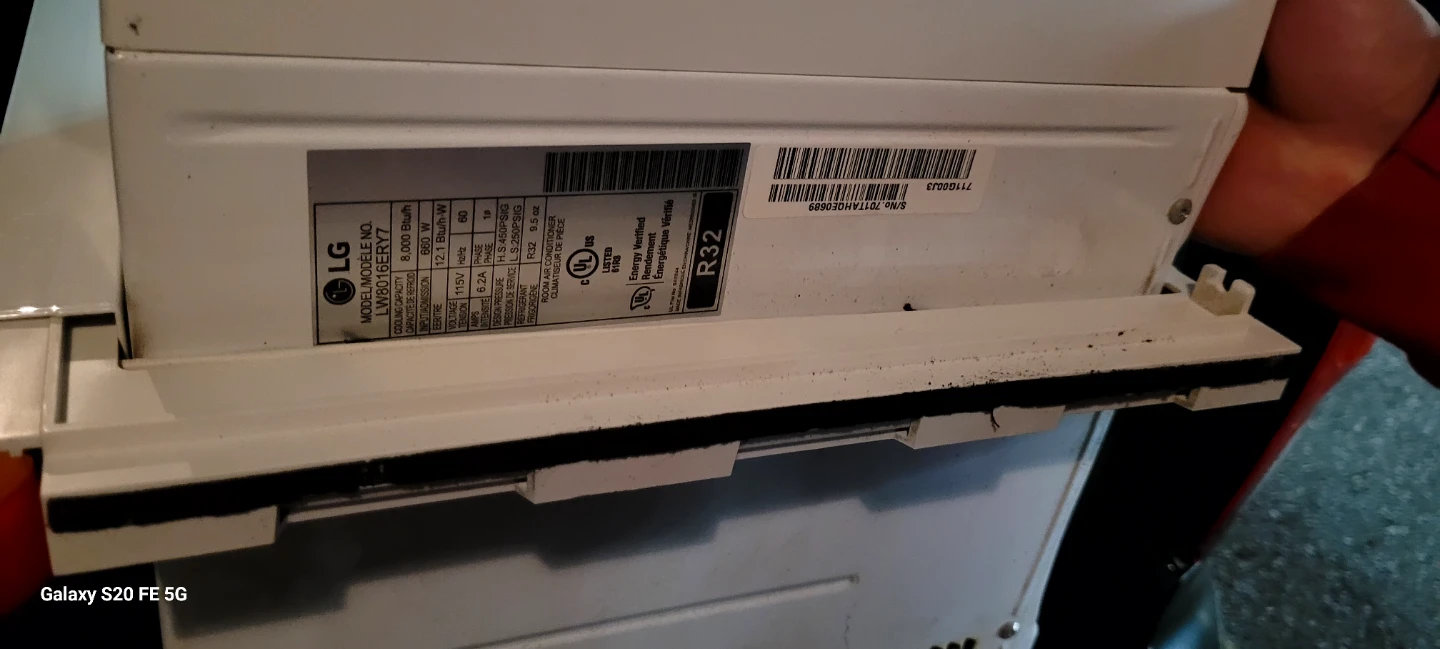 window air conditioner - photo 3