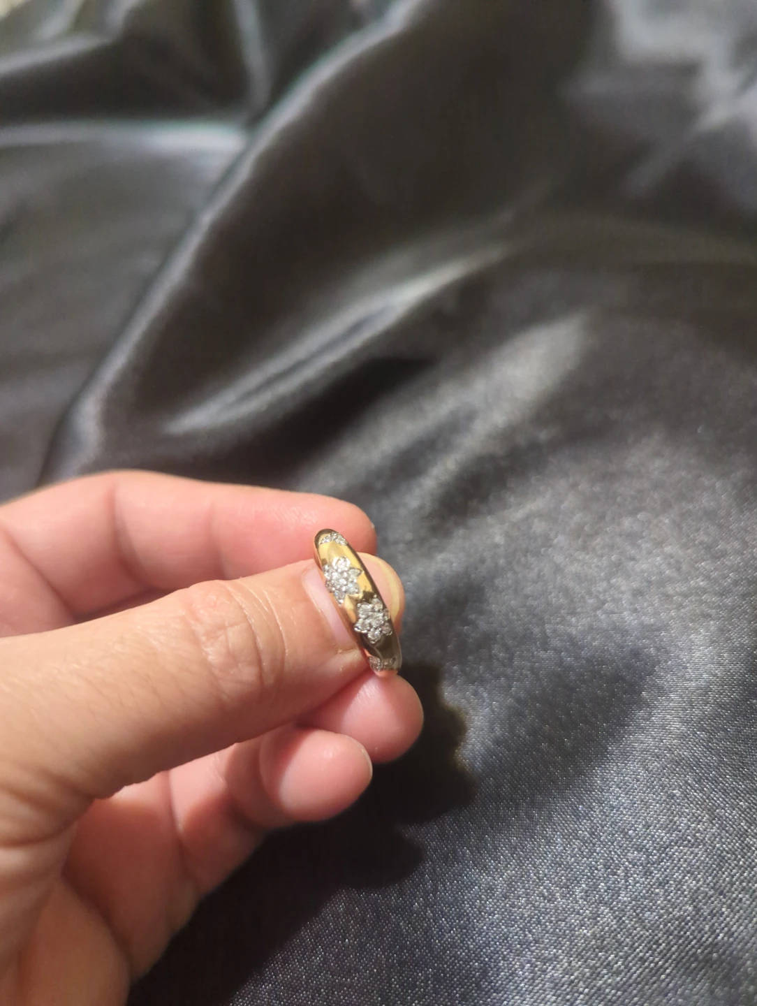 Gold Tone Floral Ring with Small Stones