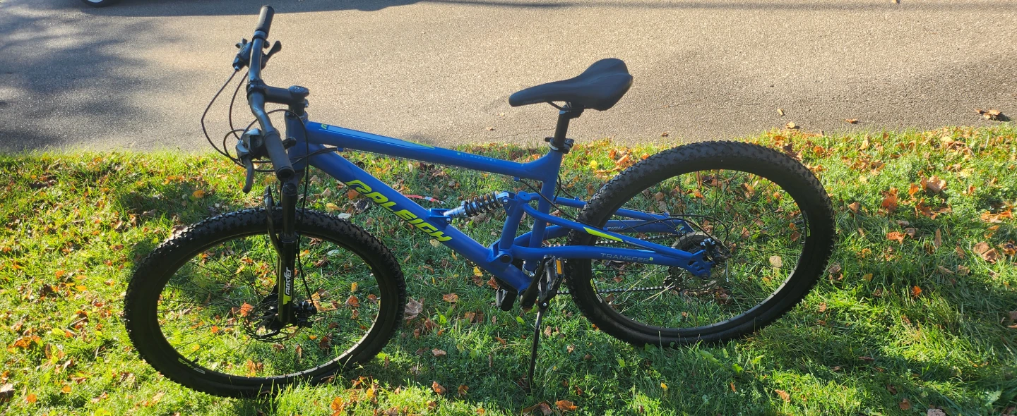 Selling Raleigh bike - photo 2