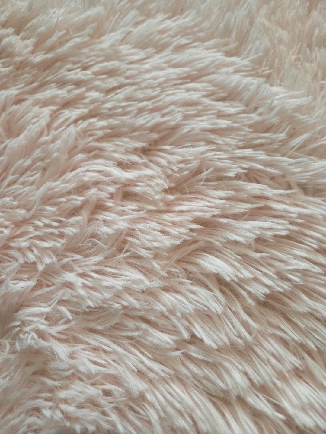 Pink shag rug - photo 2