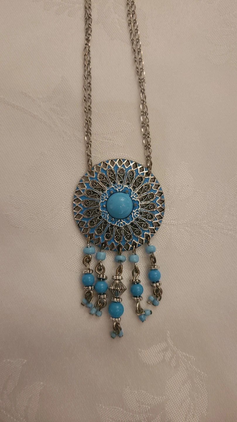 Blue Filigree Pendant Necklace