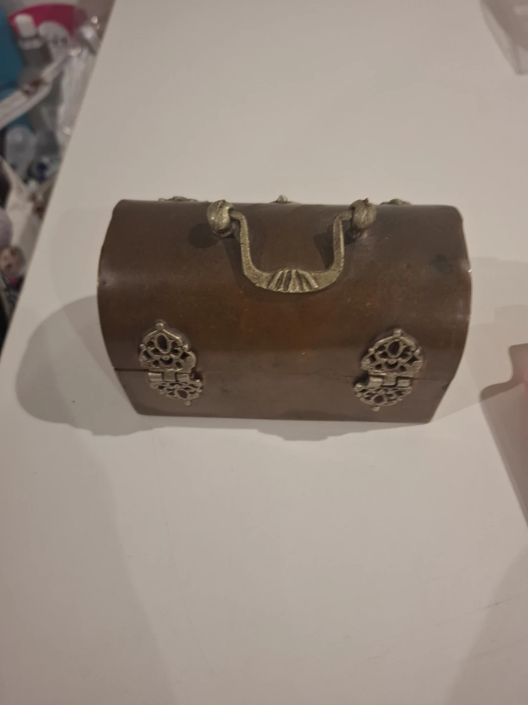 Small decorative metal treasure chest box - photo 2