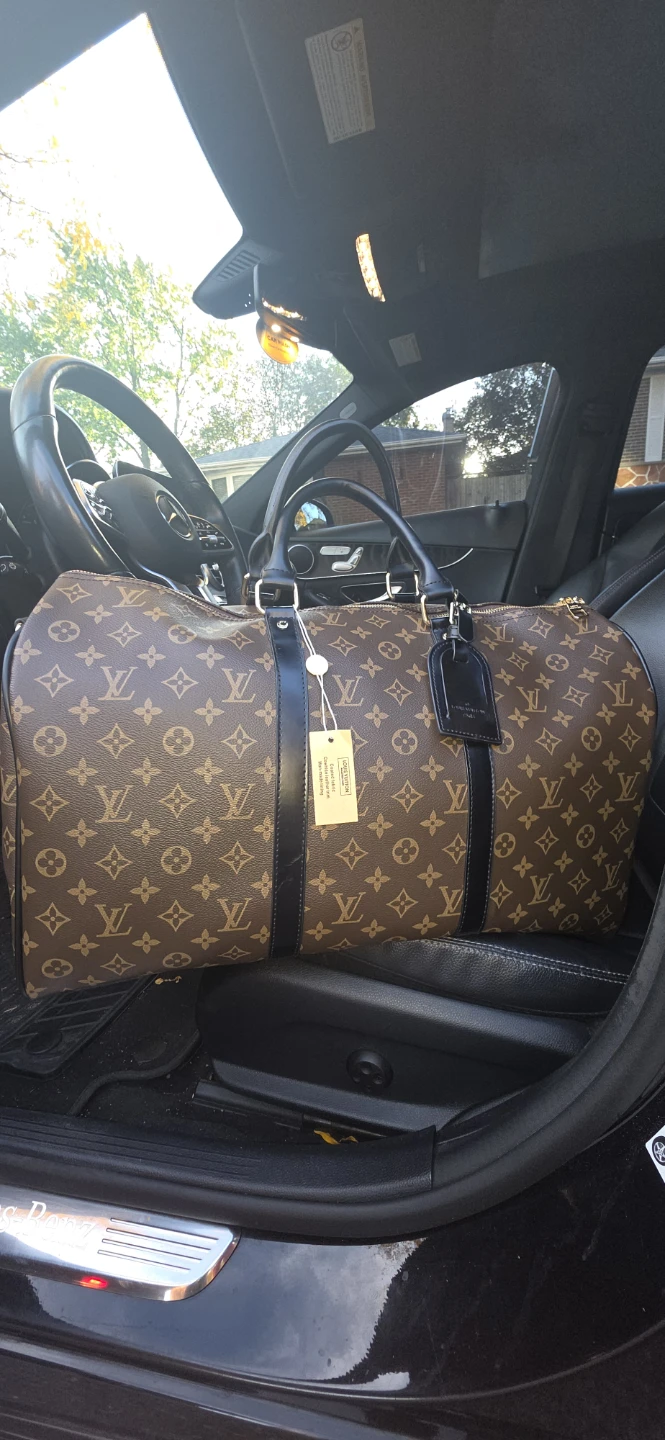 Louis Vuitton Monogram Keepall Bandoulière