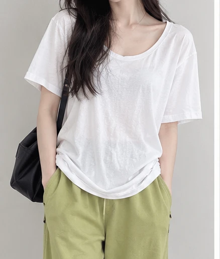 white t-shirt