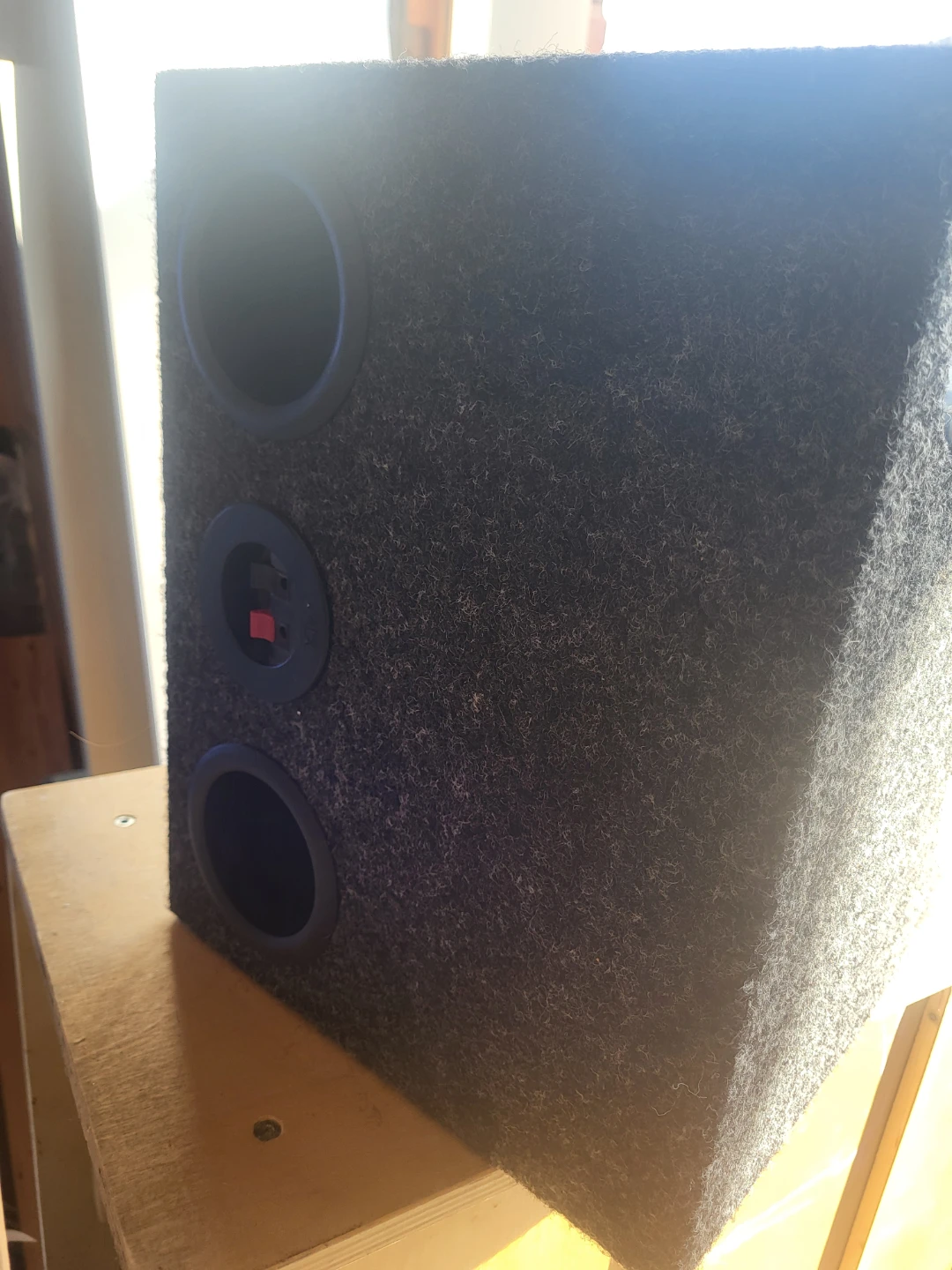 MTX Road Thunder Single Reflex Bandpass Subwoofer - photo 2