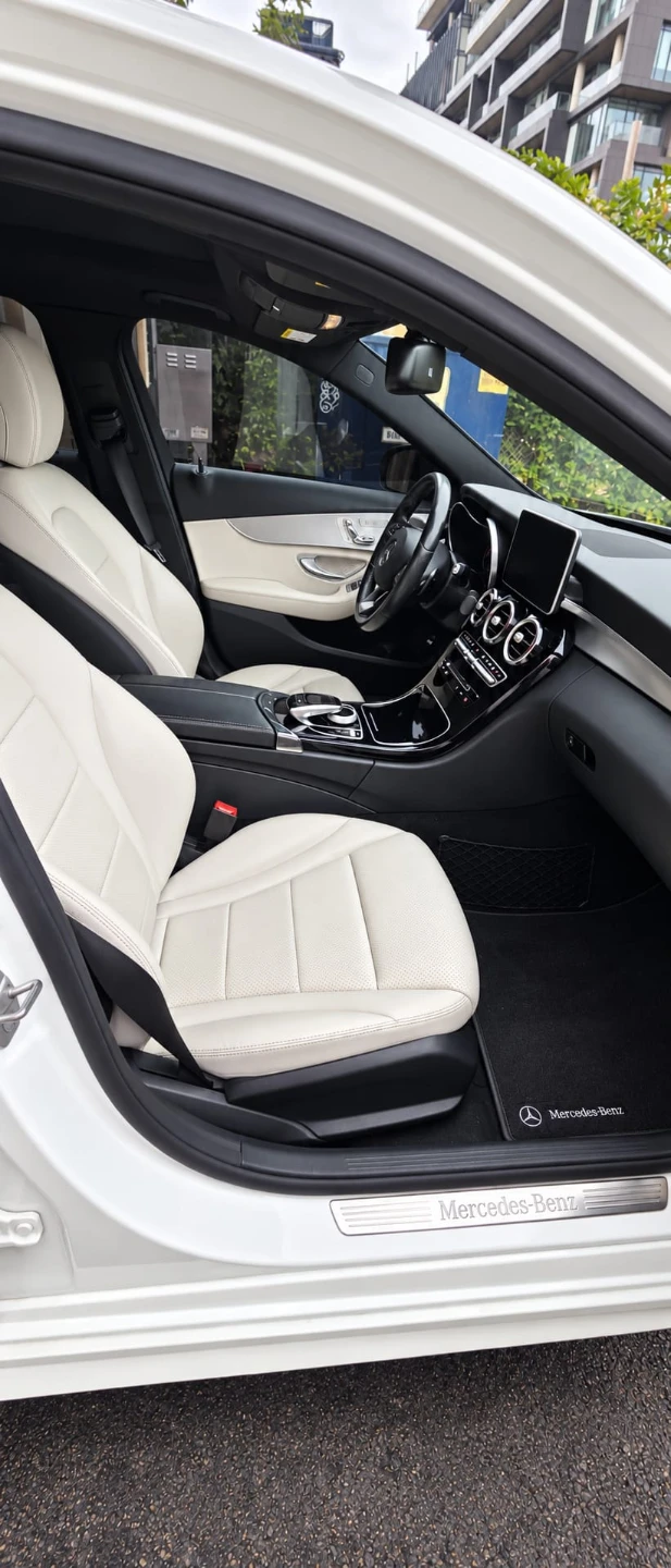 Mercedes-Benz C300 4Matic - photo 5