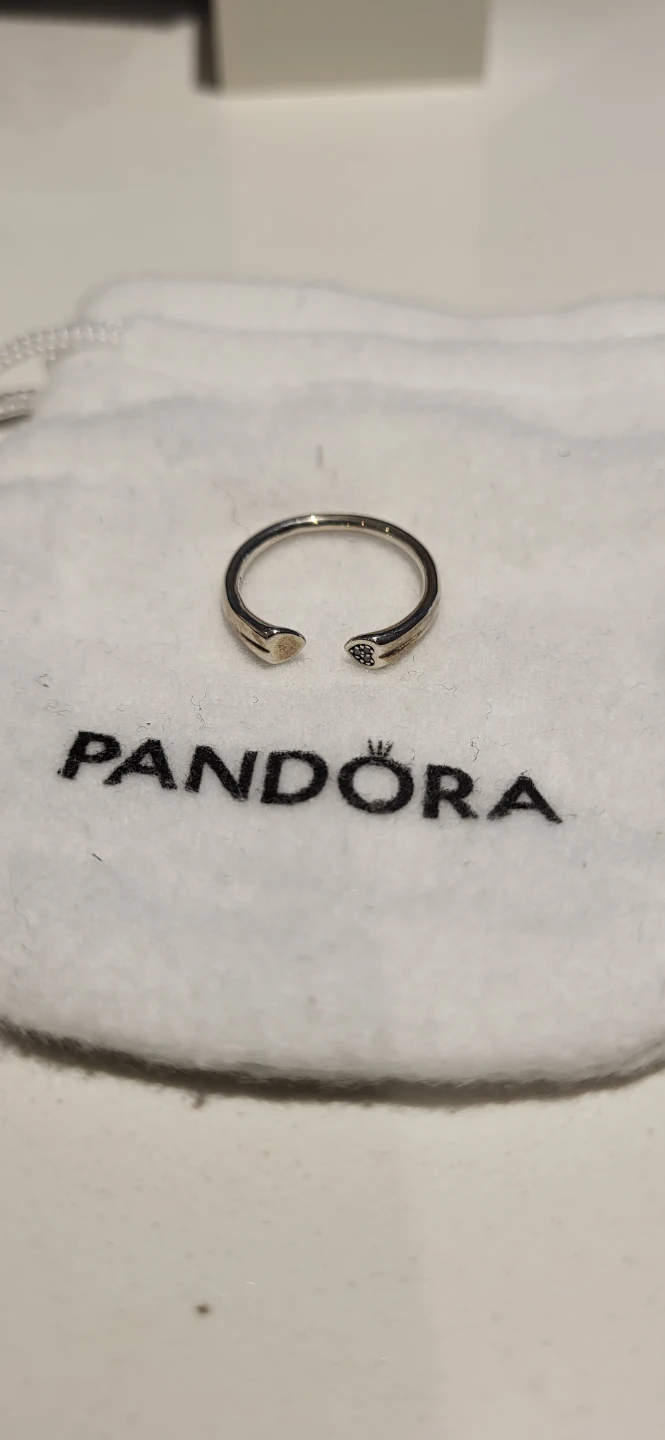 Pandora Ring