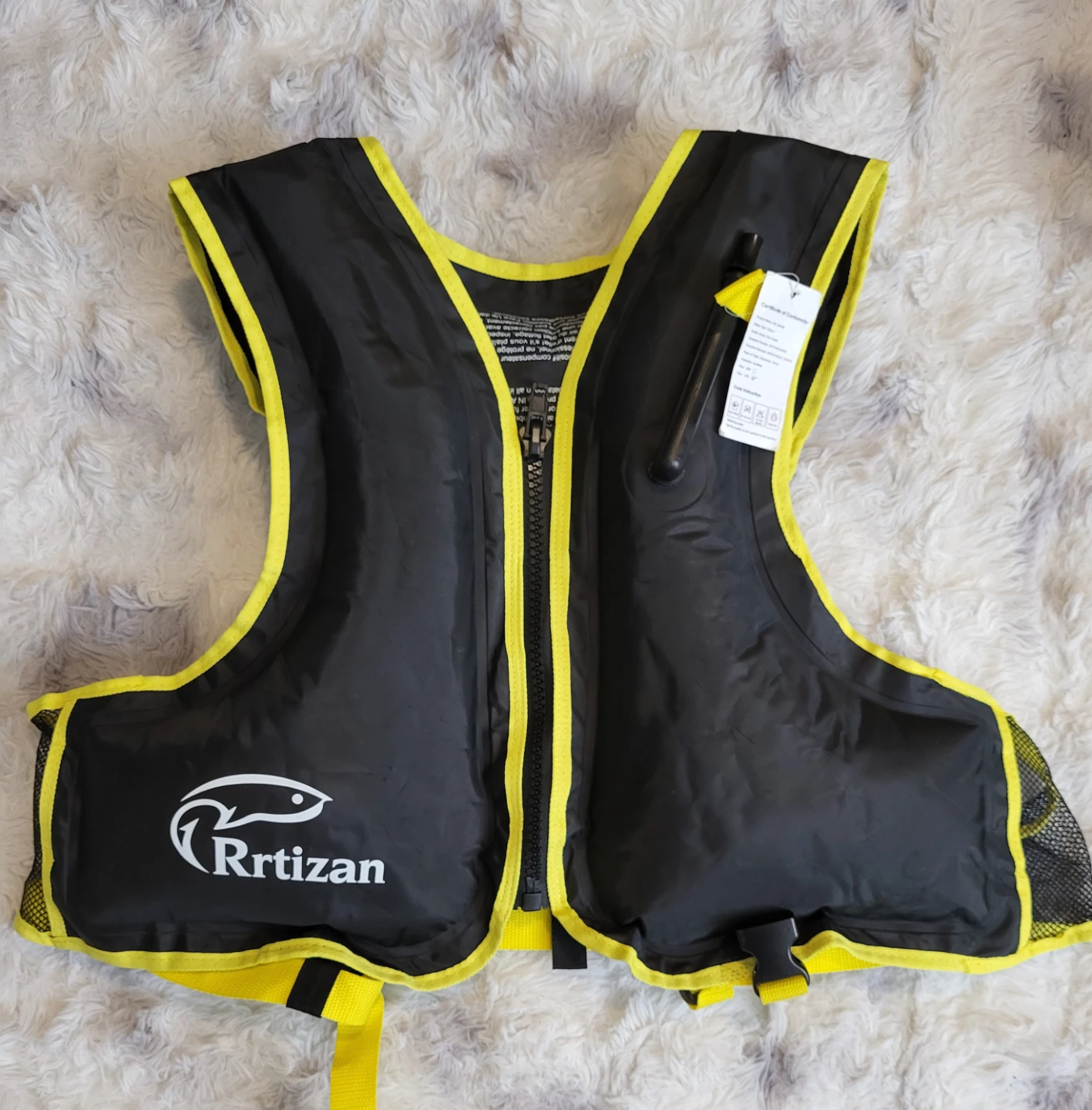 New Rrtizan Inflatable Snorkel Vest