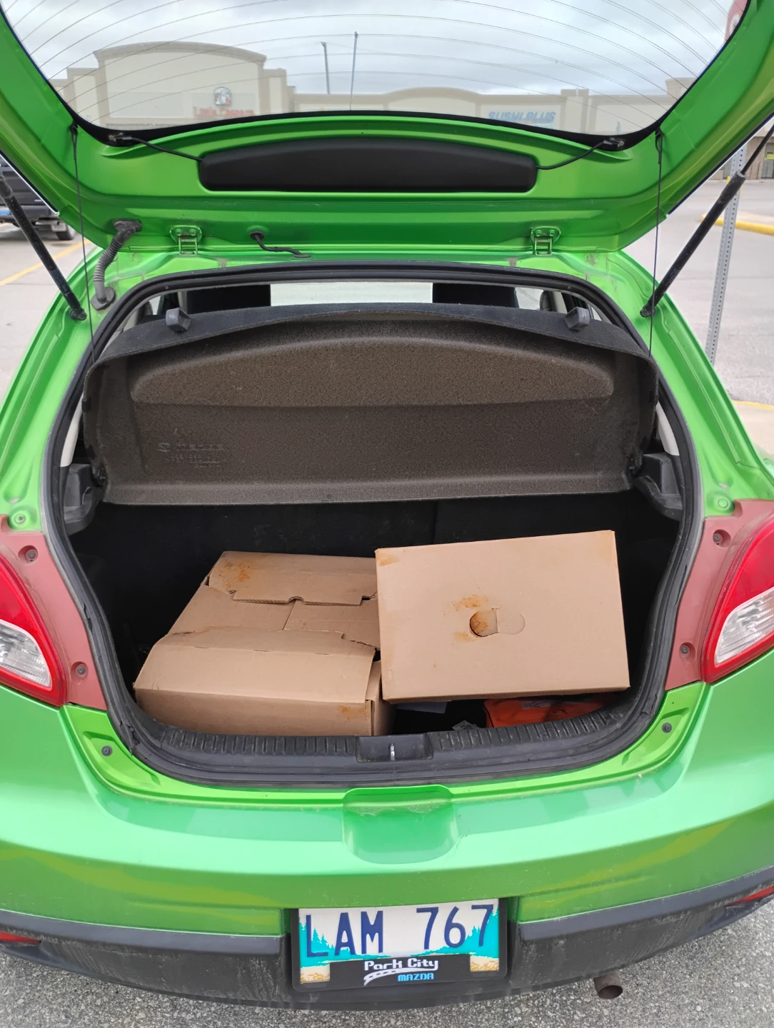 Sturdy cardboard moving boxes - photo 3