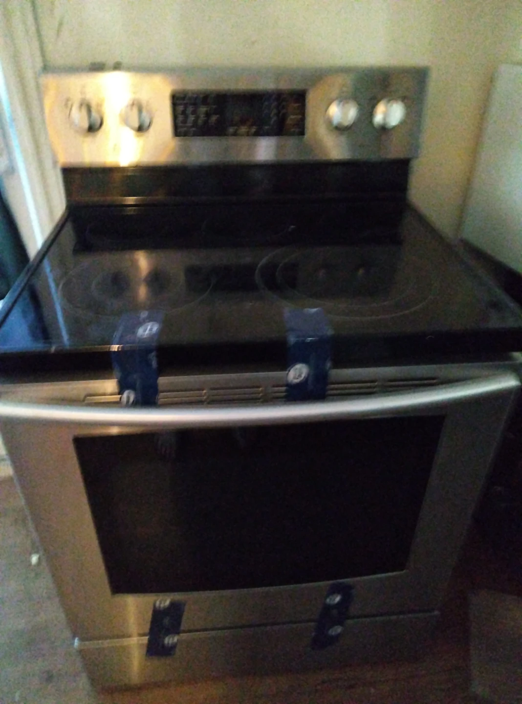 Samsung Stainless Steel Electric Range - photo 2